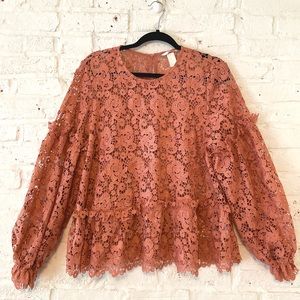 Intricate H&M lace blouse